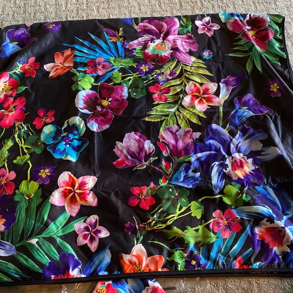 NEW Johnny Was Beach Towel - Picture 3 of 4